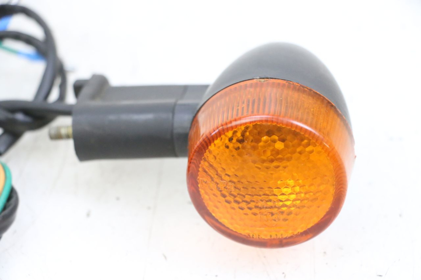 photo de REAR TURN SIGNAL SPEEDY HT50QT6 50 - Surface and material condition