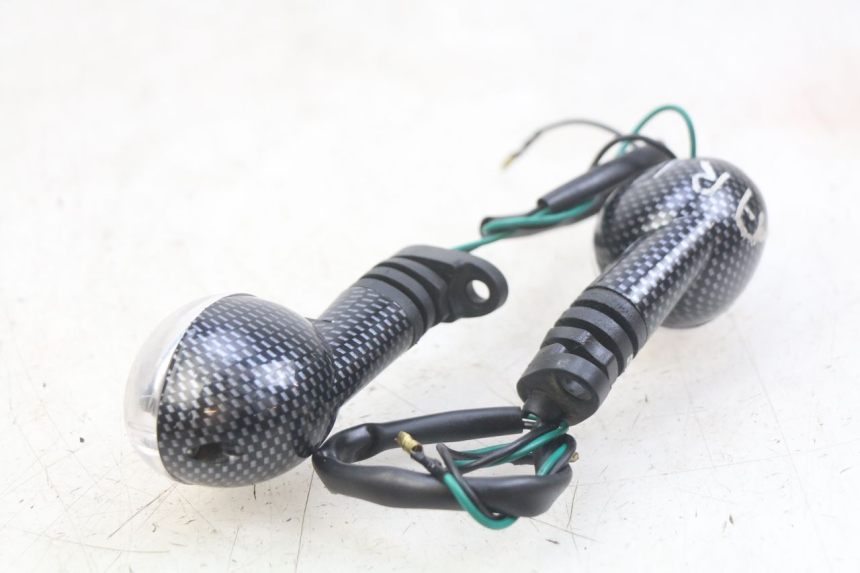 photo de REAR TURN SIGNAL PEUGEOT LUDIX 50 (2008 - 2017) - Zoom on usage condition