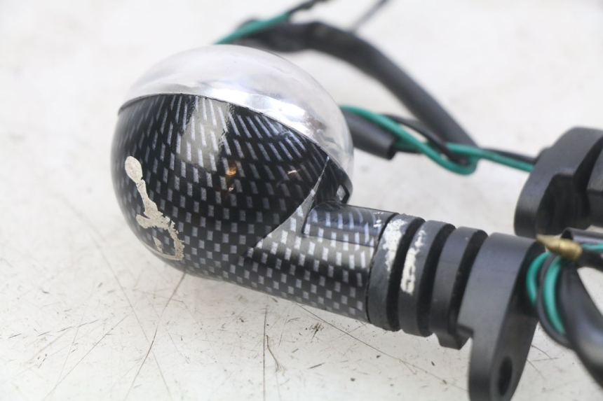 photo de REAR TURN SIGNAL PEUGEOT LUDIX 50 (2008 - 2017) - Product overview