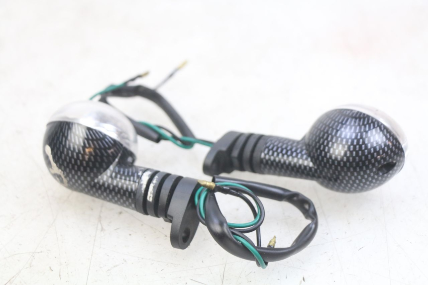 photo de REAR TURN SIGNAL PEUGEOT LUDIX 50 (2008 - 2017) - Surface and material condition