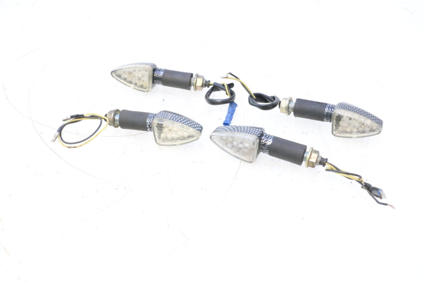 photo de REAR TURN SIGNAL PEUGEOT LUDIX SNAKE 2T 50 (2004 - 2014) - Main view