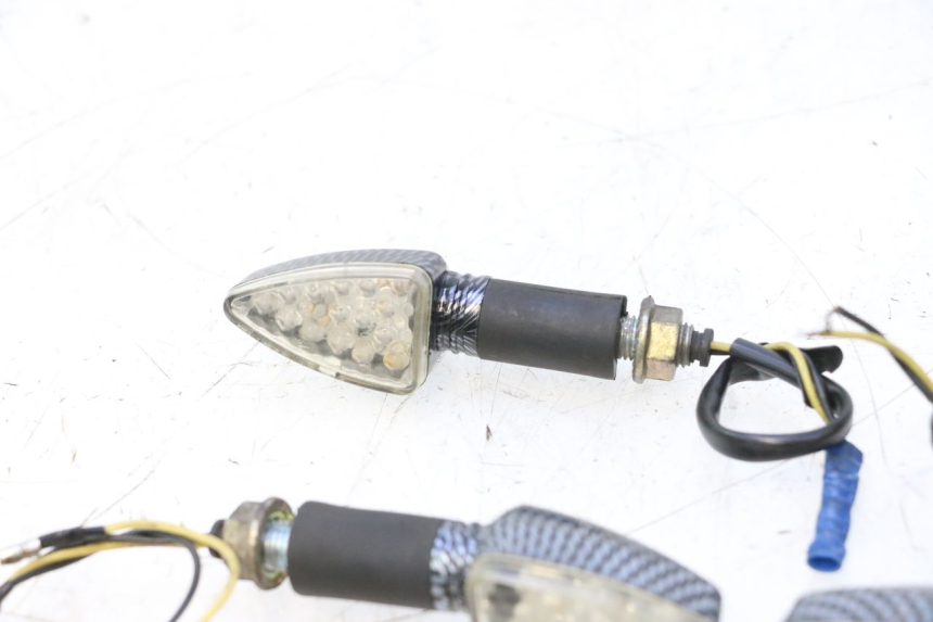 photo de REAR TURN SIGNAL PEUGEOT LUDIX SNAKE 2T 50 (2004 - 2014) - Technical close-up