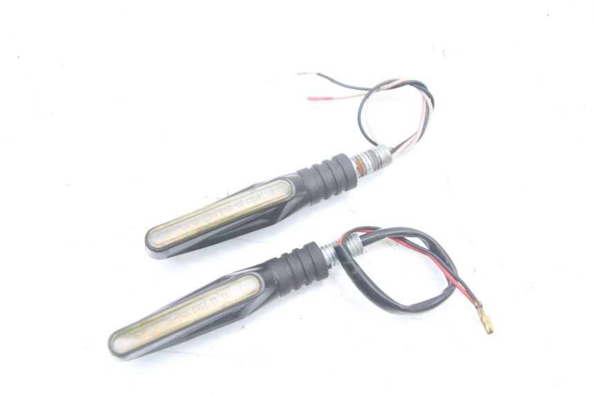 photo de REAR TURN SIGNAL MBK X-LIMIT XLIMIT 50 (2007 - 2012) - Zoom on usage condition