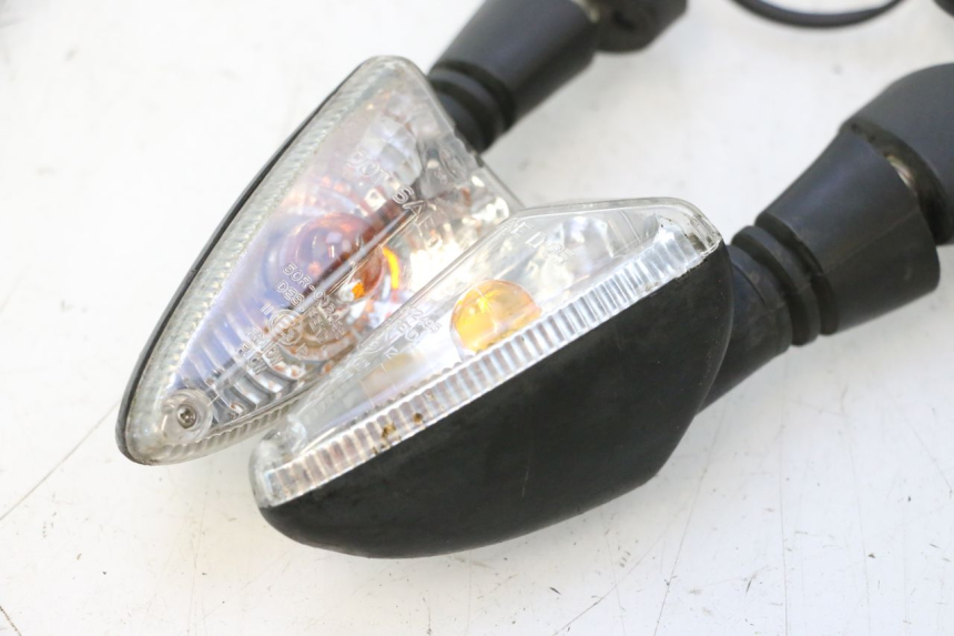 photo de REAR TURN SIGNAL PIAGGIO MP3 500 (2016 - 2018) - Alternative perspective