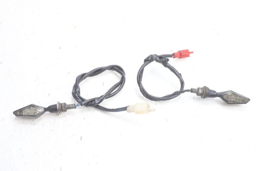 photo de REAR TURN SIGNAL PIAGGIO NEW TYPHOON 50 (2018 - 2021) - Main view
