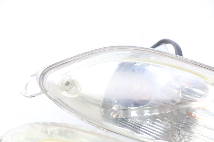 photo de REAR TURN SIGNAL DAELIM S4 50 (2010 - 2015) - Additional view of the item
