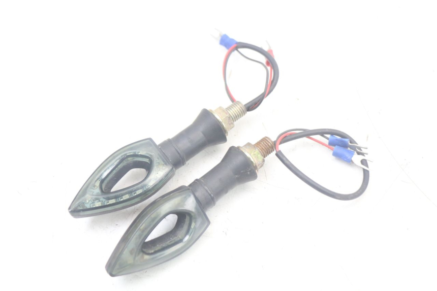 photo de REAR TURN SIGNAL DERBI SENDA SM X-TREME 50 (2006 - 2010) - Alternative perspective