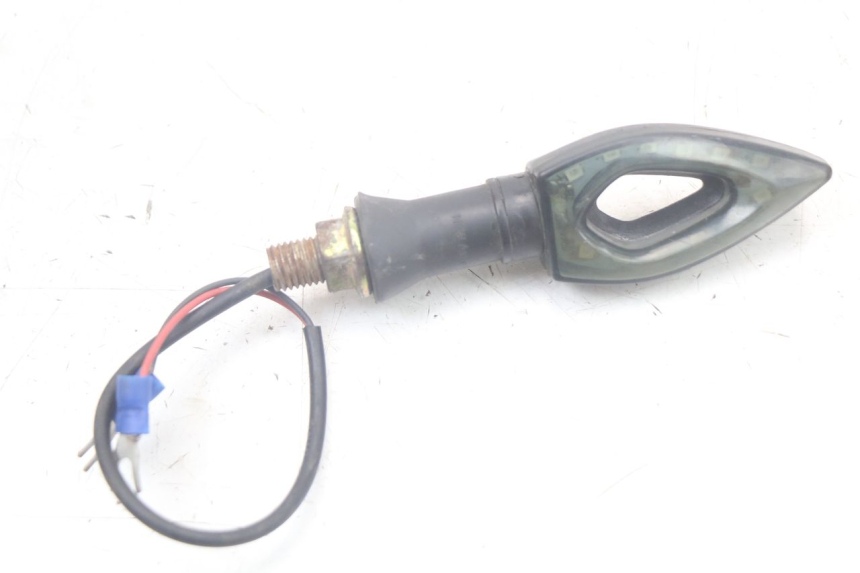 photo de REAR TURN SIGNAL DERBI SENDA SM X-TREME 50 (2006 - 2010) - Surface and material condition