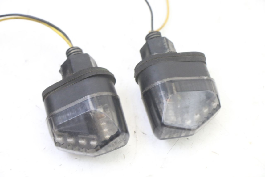 photo de REAR TURN SIGNAL APRILIA SR 2T 50 (2018 - 2022) - Component detail
