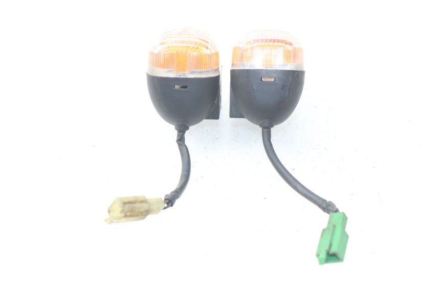 photo de REAR TURN SIGNAL MBK STUNT NAKED 50 (2004 - 2018) - Technical close-up