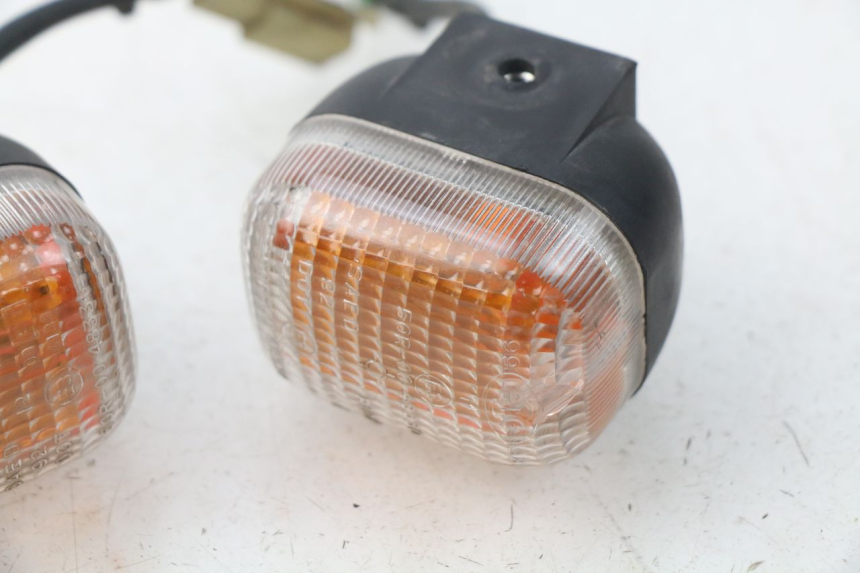 photo de REAR TURN SIGNAL MBK STUNT NAKED 50 (2004 - 2018) - Fixing points details