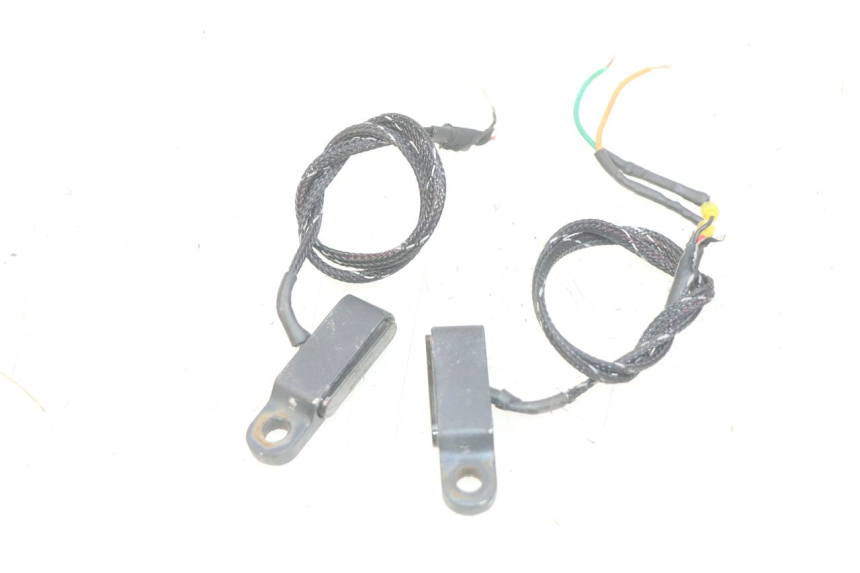 photo de REAR TURN SIGNAL DAELIM VL DAYSTAR 125 (2000 - 2011) - Component detail