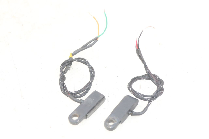 photo de REAR TURN SIGNAL DAELIM VL DAYSTAR 125 (2000 - 2011) - Alternative perspective