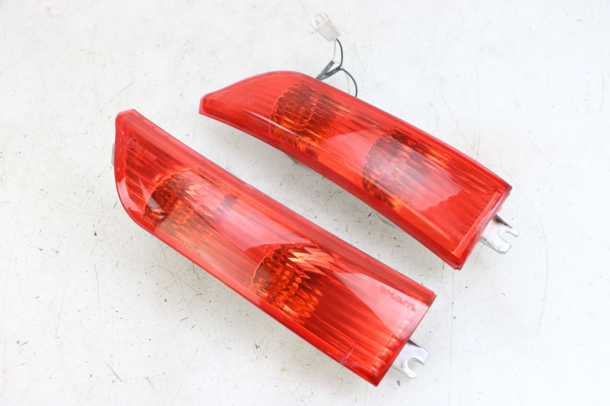 photo de REAR TURN SIGNAL PIAGGIO XEVO - X EVO 125 (2007 - 2017) - Main view