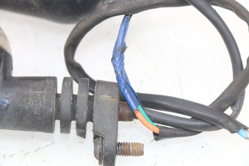 photo de REAR TURN SIGNAL SHINERAY XY150STE 150 - Zoom on usage condition