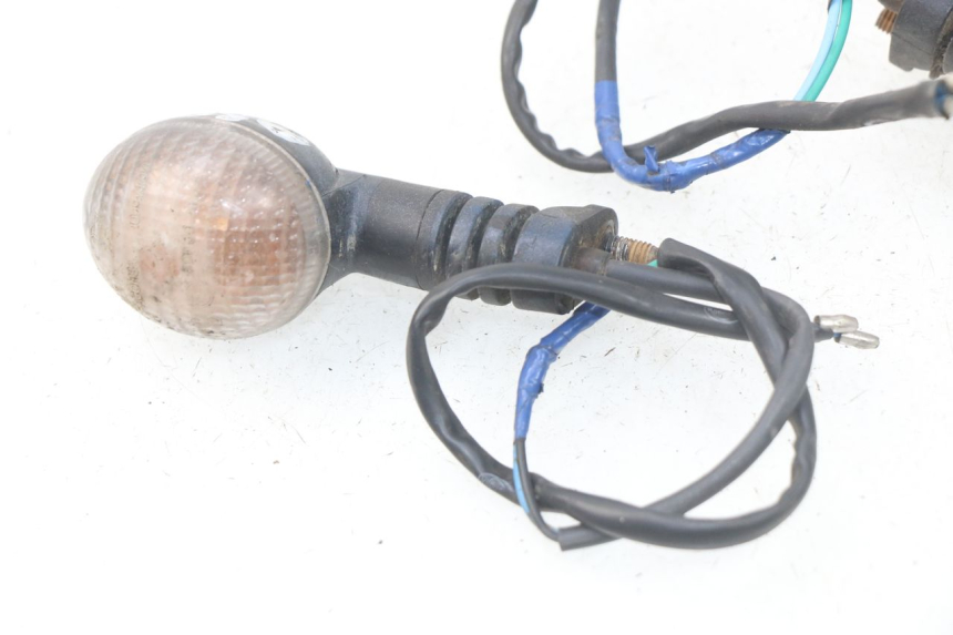 photo de REAR TURN SIGNAL SHINERAY XY150STE 150 - Fixing points details