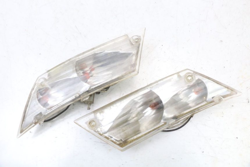 photo de REAR TURN SIGNAL PIAGGIO ZIP 2T 50 (2009 - 2019) - Component detail
