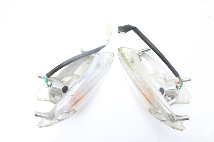 photo de FRONT TURN SIGNAL KYMCO AGILITY DELIVERY 4T 50 (2018 - 2023) - Product overview