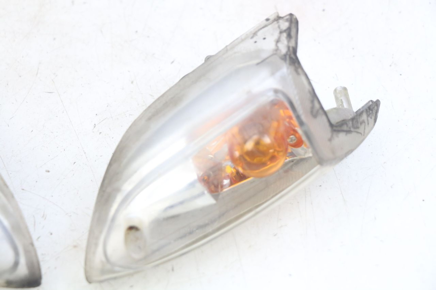 photo de FRONT TURN SIGNAL KYMCO AGILITY RS 4T 50 (2009 - 2013) - Markings and original references