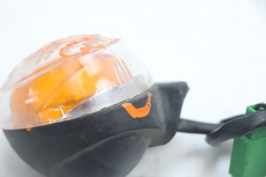 photo de FRONT TURN SIGNAL MBK BOOSTER SPIRIT 50 (2004 - 2017) - Product overview
