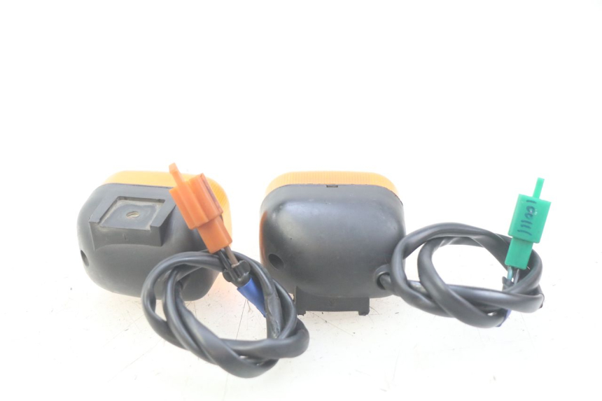 photo de FRONT TURN SIGNAL YAMAHA BW'S BWS 125 (2010 - 2013) - Zoom on usage condition