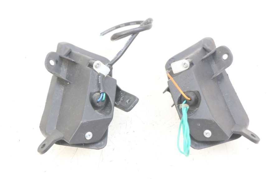 photo de FRONT TURN SIGNAL ORCAL CAVARO 4T 50 (2019 - 2023) - Technical close-up