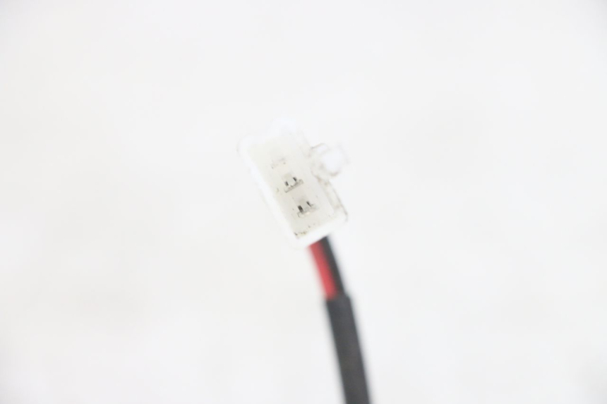 photo de FRONT TURN SIGNAL HONDA CBF 500 (2004 - 2007) - Technical close-up