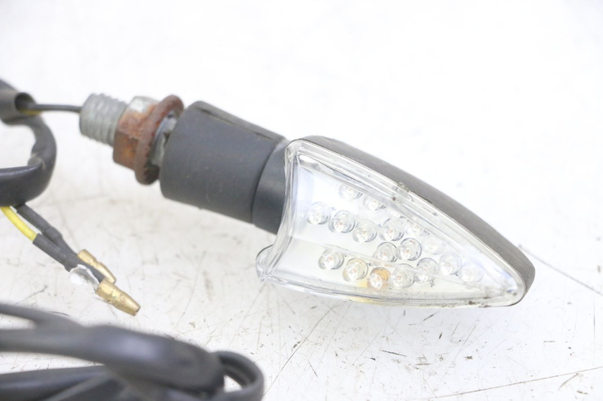 photo de FRONT TURN SIGNAL HONDA CBF 500 (2004 - 2007) - Markings and original references