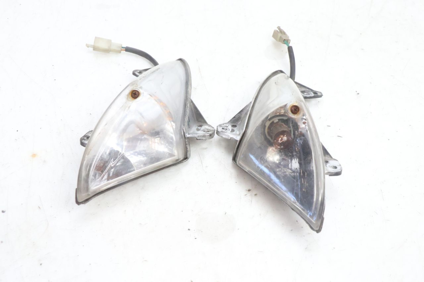 photo de FRONT TURN SIGNAL PEUGEOT CITYSTAR 125 (2011 - 2017) - Main view