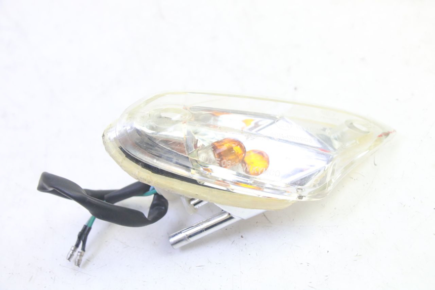 photo de RIGHT FRONT TURN SIGNAL KYMCO AGILITY 4T 50 (2018 - 2022) - Technical close-up