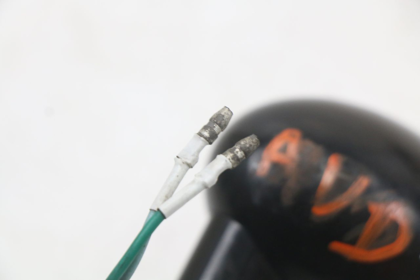 photo de FRONT RIGHT TURN SIGNAL KYMCO AGILITY RS 4T 50 (2009 - 2013) - Technical close-up