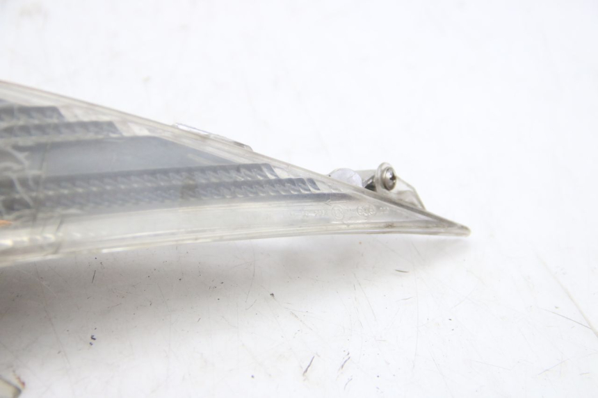 photo de RIGHT FRONT TURN SIGNAL APRILIA ATLANTIC 500 (2002 - 2003) - Component detail