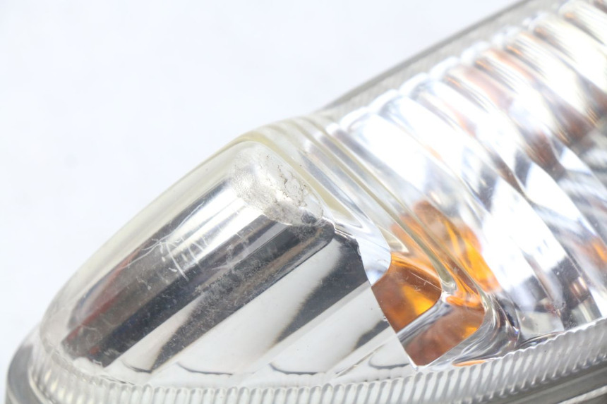 photo de RIGHT FRONT TURN SIGNAL SUZUKI BURGMAN 125 (2007 - 2014) - Distinctive features
