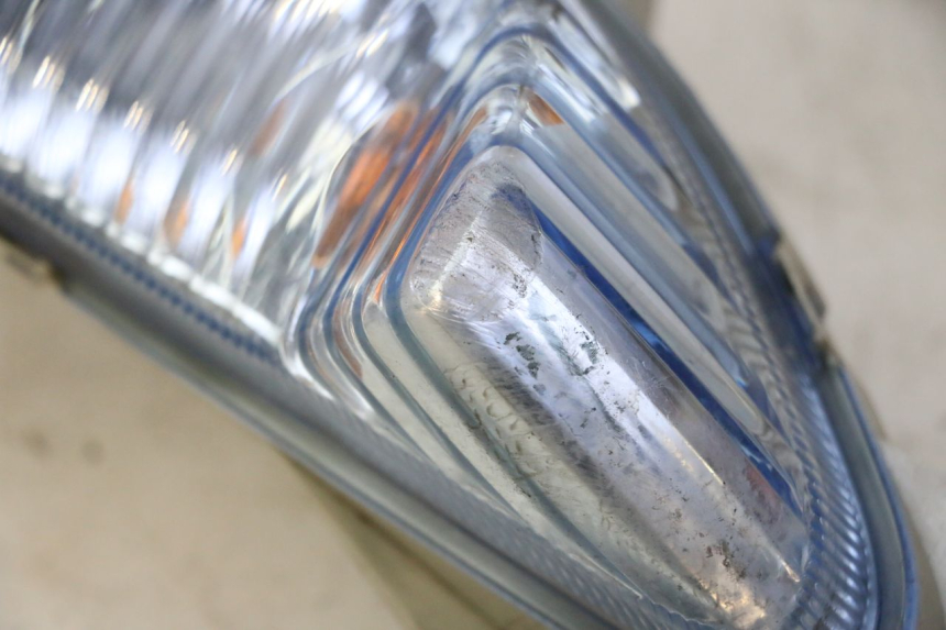 photo de RIGHT FRONT TURN SIGNAL SUZUKI BURGMAN 125 (2007 - 2014) - Product overview