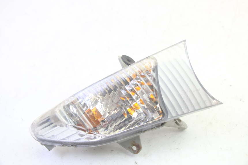 photo de RIGHT FRONT TURN SIGNAL SUZUKI BURGMAN 125 (2007 - 2014) - Main view