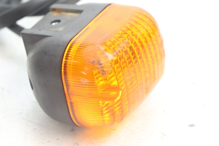 photo de FRONT RIGHT TURN SIGNAL YAMAHA BW'S BWS 125 (2010 - 2013) - Alternative perspective