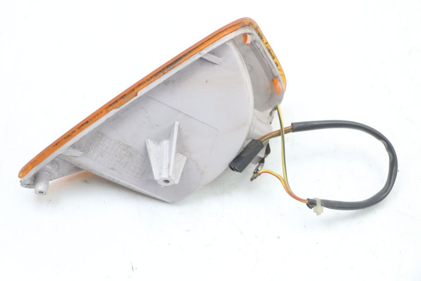 photo de FRONT RIGHT TURN SIGNAL BMW C1 125 (2000 - 2003) - Technical close-up