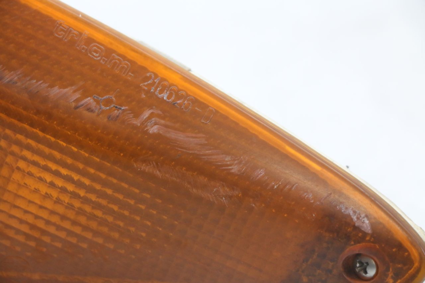 photo de FRONT RIGHT TURN SIGNAL BMW C1 125 (2000 - 2003) - Component detail