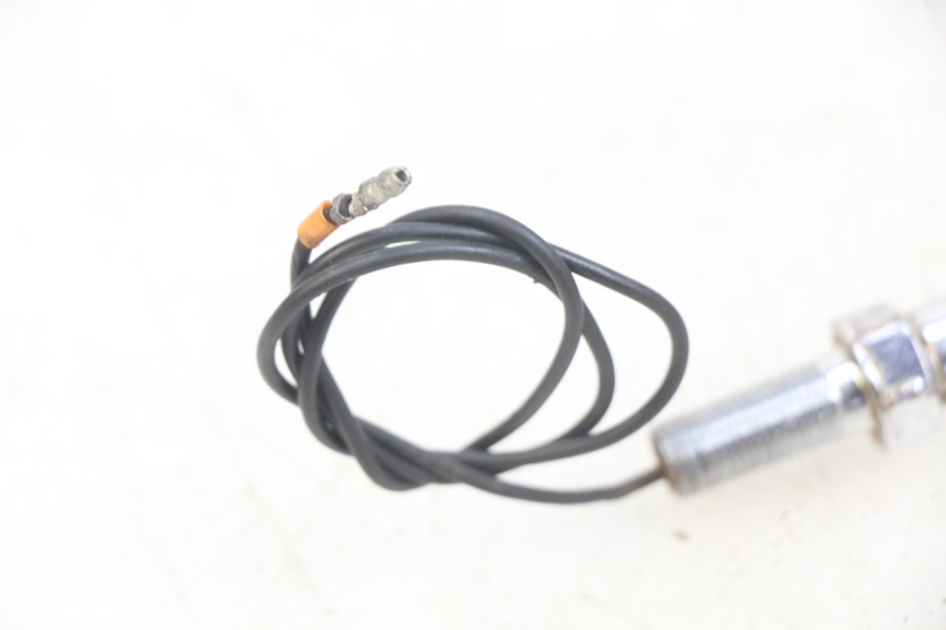 photo de RIGHT FRONT TURN SIGNAL HONDA CM 125 (1983 - 2003) - Fixing points details