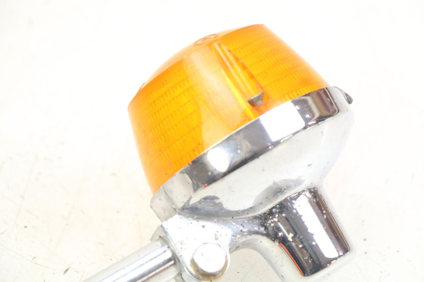 photo de RIGHT FRONT TURN SIGNAL HONDA CM 125 (1983 - 2003) - Checked used part