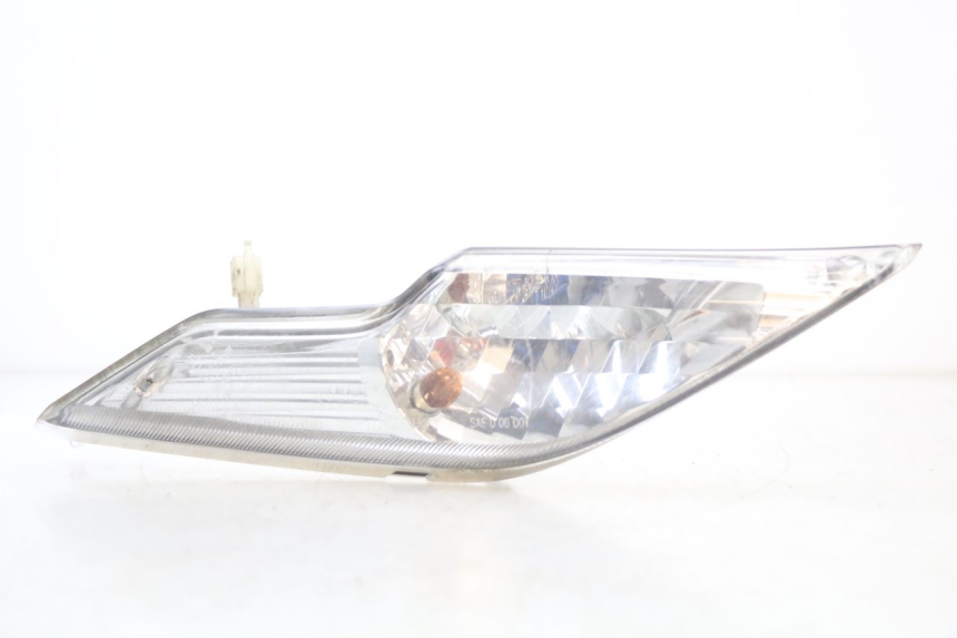 photo de RIGHT FRONT TURN SIGNAL KYMCO DINK 4T 50 (2007 - 2018) - Main view