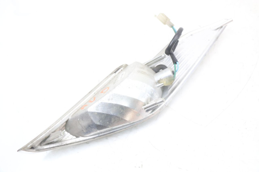 photo de RIGHT FRONT TURN SIGNAL KYMCO DINK 4T 50 (2007 - 2018) - Surface and material condition