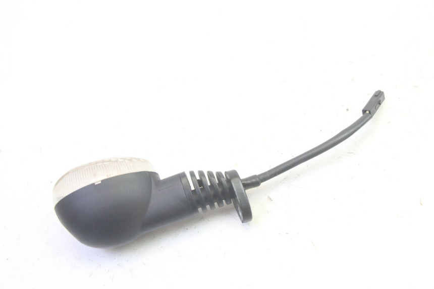 photo de FRONT RIGHT TURN SIGNAL SUZUKI DL V STROM 1000 (2002 - 2007) - Alternative perspective