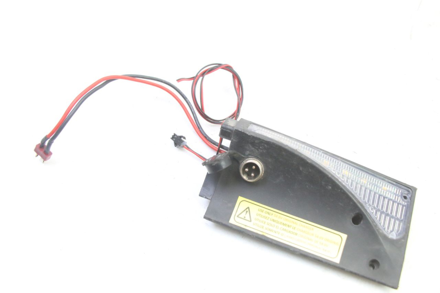 photo de FRONT RIGHT TURN SIGNAL URBANGLIDE E-CROSS PRO 1 - Main view