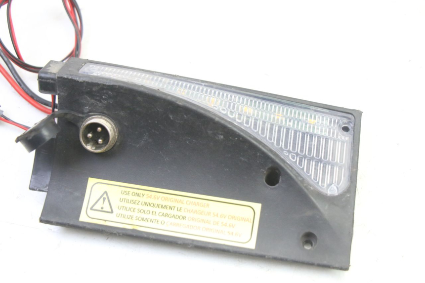 photo de FRONT RIGHT TURN SIGNAL URBANGLIDE E-CROSS PRO 1 - Component detail