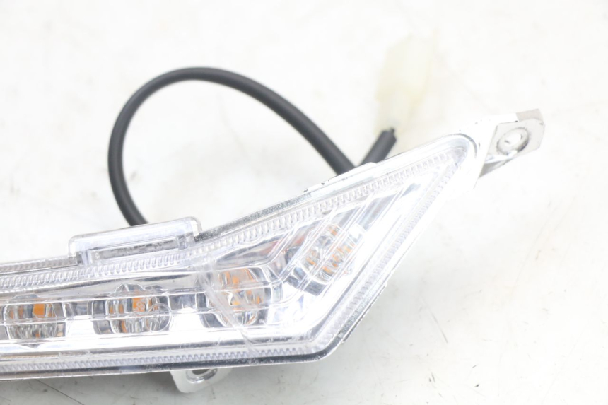 photo de FRONT RIGHT TURN SIGNAL WAYSCRAL E-START 1 (2018 - 2022) - Zoom on usage condition