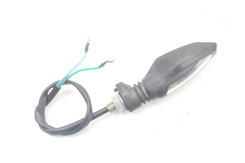 photo de FRONT RIGHT TURN SIGNAL EBROH BRAVO GLE 1 (2020 - 2024) - Alternative perspective