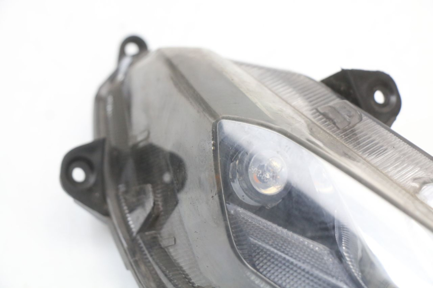 photo de RIGHT FRONT TURN SIGNAL JM MOTORS EVOLIS 4T 50 (2018 - 2022) - Alternative perspective