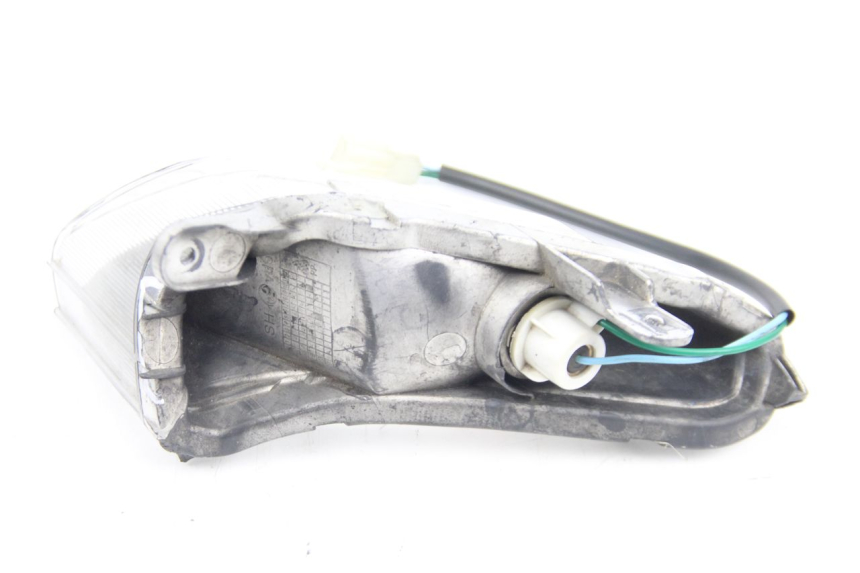photo de FRONT RIGHT TURN SIGNAL JM MOTORS F45i 4T 50 (2020 - 2023) - Zoom on usage condition