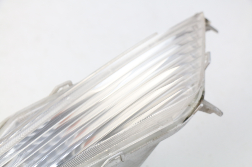 photo de FRONT RIGHT TURN SIGNAL HONDA FES PANTHEON 125 (2003 - 2007) - Markings and original references